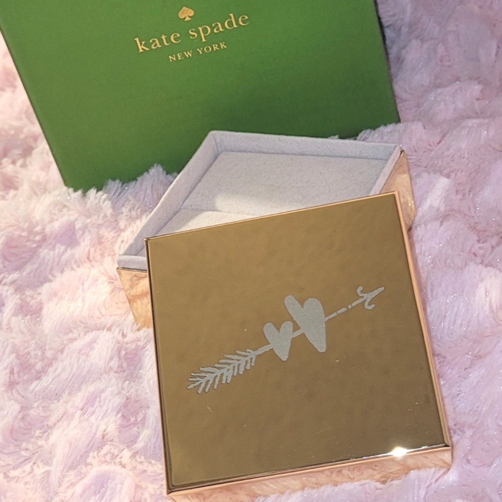 ♠️Kate Spade ring box, small.
